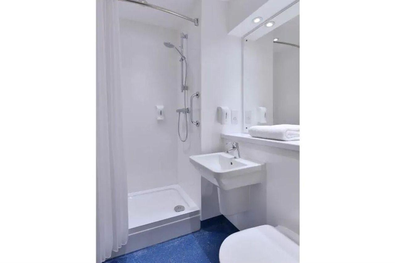 Travelodge Oswestry Eksteriør bilde